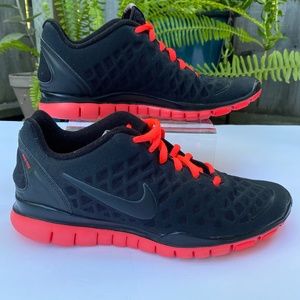 Nike Free TR Fit Athletic Shoe  Wm Size 8